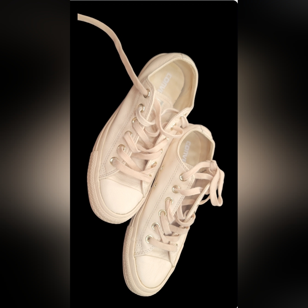 Amazing condition leather converse
